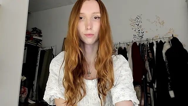 LisaIcon online show from 03/09/26, 08:57