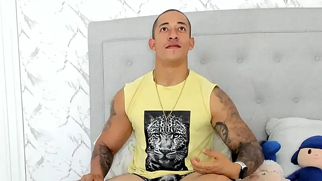 luigiferrara online show from 03/16/25, 02:10