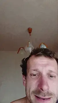 DonCristian online show from 11/30/25, 01:48