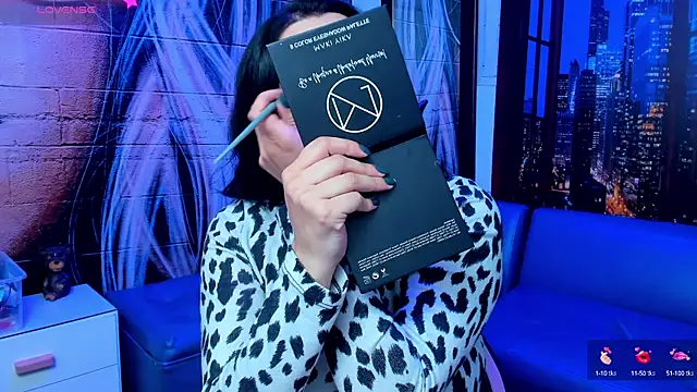 Violetaa diazz online show from 12/29/24, 08:15