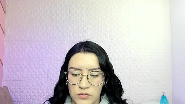 Violetaa diazz online show from 09/15/25, 09:04