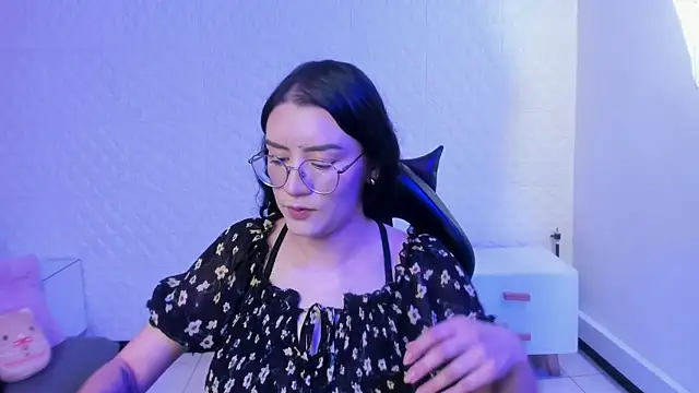 Violetaa diazz online show from 07/27/26, 08:38