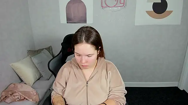 Aliisson Edwards online show from 02/05/25, 12:31