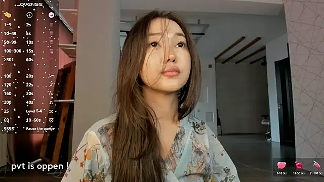 sailorrmoon online show from 04/23/26, 04:03