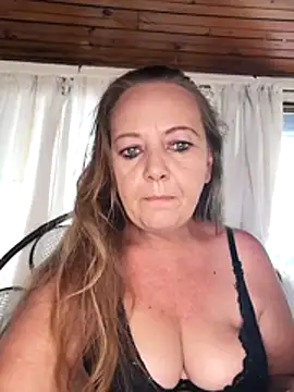 Kimmyb777 online show from 04/04/26, 12:57