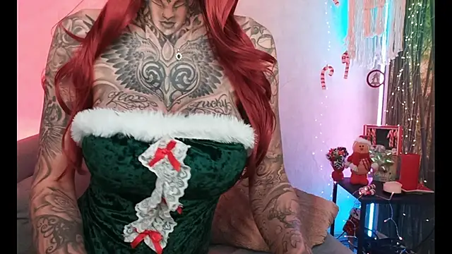 Snapshot of MeganWitch chatting on 12/25/24, 10:17 MeganWitch online show from 12/25/24, 10:17