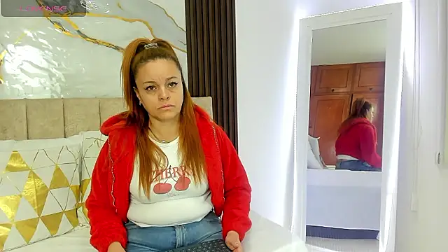 cristalwalker   online show from 01/13/26, 10:31