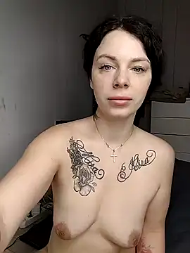 Snapshot of Lola_Hale chatting on 01/28/25, 05:14 Lola Hale online show from 01/28/25, 05:14