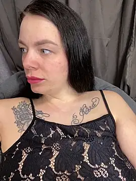 Lola Hale online show from 03/20/26, 06:46