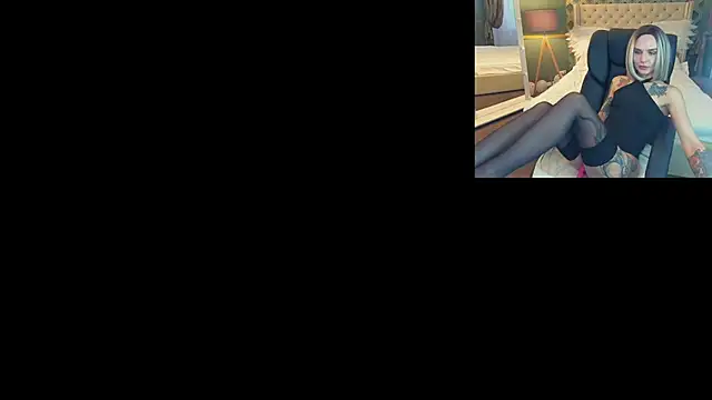 KiraGrayy online show from 03/18/25, 01:53