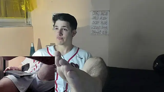 Snapshot of Adan_rivas_ chatting on 06/12/26, 12:42 Adan rivas online show from 06/12/26, 12:42