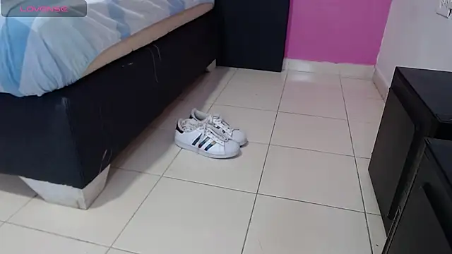  candy jade  online show from 09/23/25, 11:35