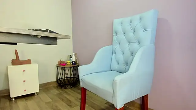  candy jade  online show from 11/18/25, 11:14