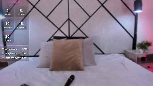 Snapshot of marie_miller_ chatting on 02/01/25, 12:05 marie miller online show from 02/01/25, 12:05