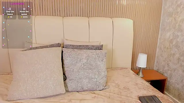 marie miller  online show from 04/24/26, 01:02