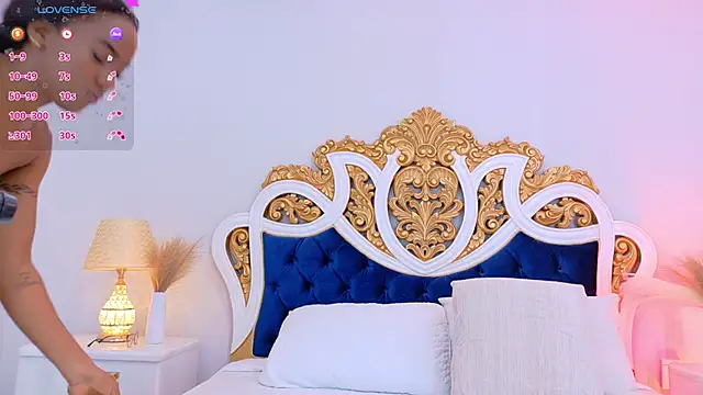 Snapshot of AshleyFerri chatting on 10/15/25, 11:10 AshleyFerri online show from 10/15/25, 11:10