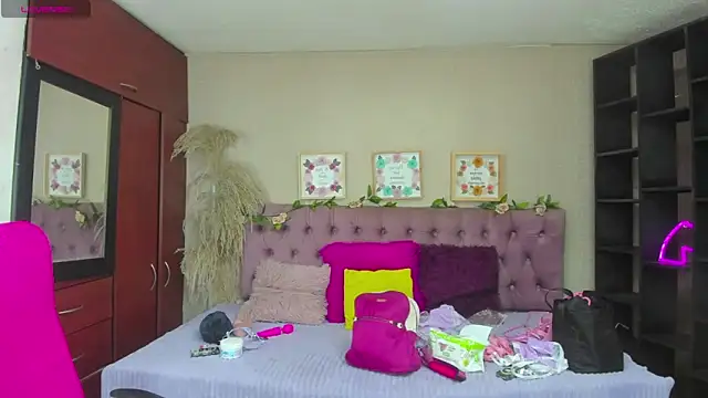  Pamela ebony online show from 12/04/25, 01:09