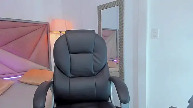 GiaFu online show from 02/15/25, 12:01