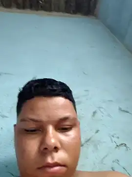 Snapshot of putoso031 chatting on 01/06/25, 02:58 putoso031 online show from 01/06/25, 02:58