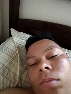 Snapshot of putoso031 chatting on 03/04/25, 10:46 putoso031 online show from 03/04/25, 10:46