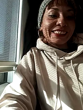 Snapshot of KarolinaReaper chatting on 01/16/25, 11:15 KarolinaReaper online show from 01/16/25, 11:15