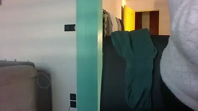 Snapshot of Sandcoq chatting on 12/16/24, 09:03 Sandcoq online show from 12/16/24, 09:03