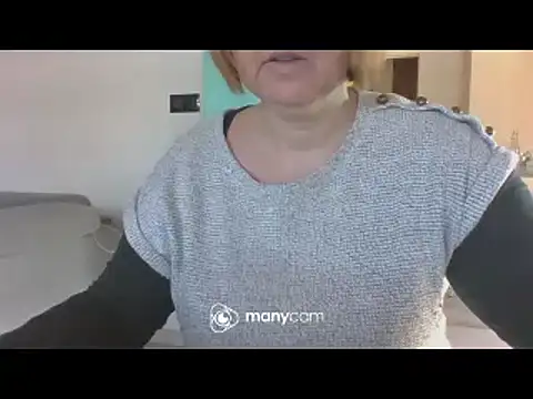 Snapshot of Sandcoq chatting on 02/06/25, 12:16 Sandcoq online show from 02/06/25, 12:16