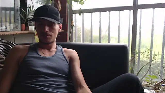 roystonee01 online show from 02/08/26, 01:14