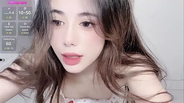 jiaozi-kiss online show from 11/06/25, 01:45