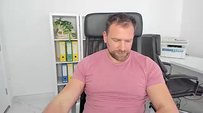 Snapshot of John-E-Dough chatting on 01/09/25, 07:52 John-E-Dough online show from 01/09/25, 07:52