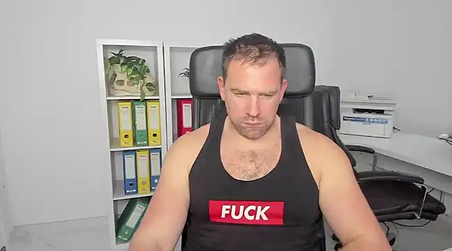 Snapshot of John-E-Dough chatting on 01/14/25, 07:27 John-E-Dough online show from 01/14/25, 07:27