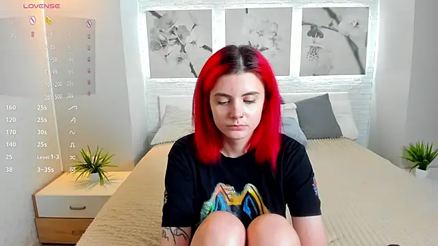 HarpyWitch online show from 12/07/24, 11:23