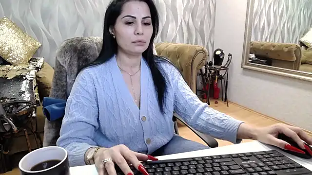 Sara Poison online show from 10/16/25, 02:23