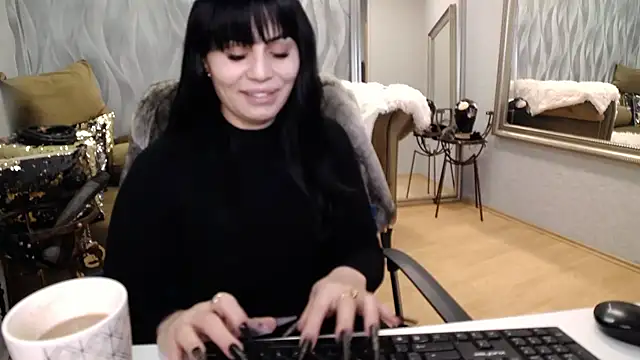 Sara Poison online show from 02/17/26, 03:25