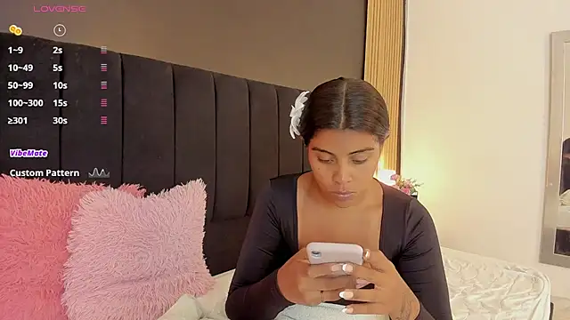 sweetsofia18 online show from 07/17/26, 11:42