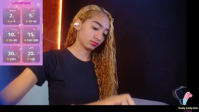 Charlotte Love10 online show from 09/17/25, 11:45