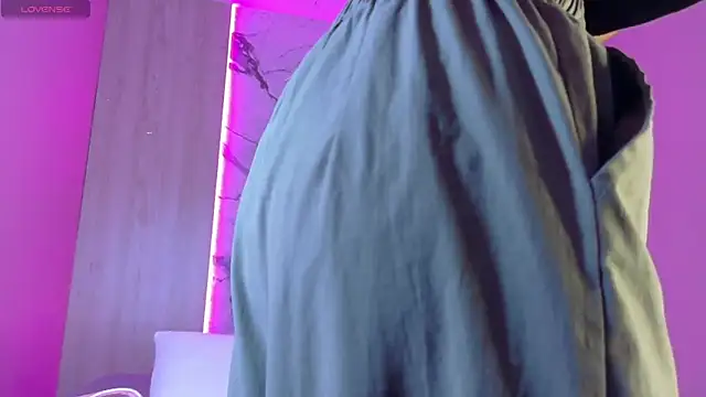 Charlotte Love10 online show from 11/20/25, 12:16