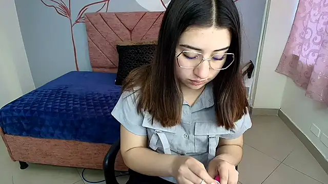 Snapshot of Aly_Cute_ chatting on 01/17/25, 12:10 Aly Cute online show from 01/17/25, 12:10