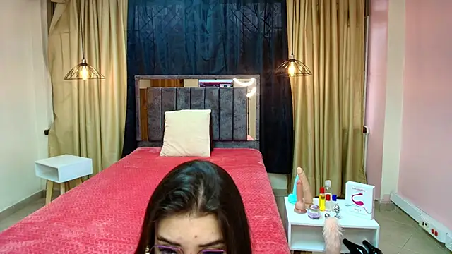 Snapshot of Aly_Cute_ chatting on 03/22/25, 11:53 Aly Cute online show from 03/22/25, 11:53