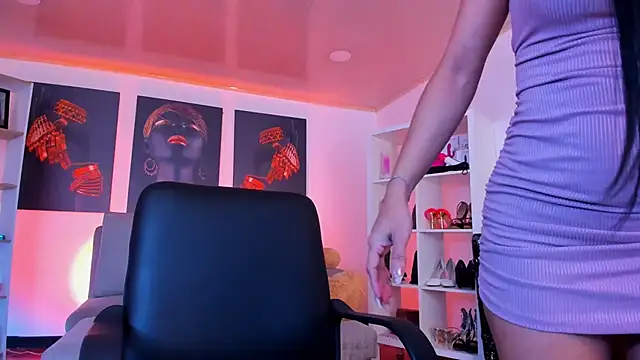 saralife online show from 10/27/25, 10:19