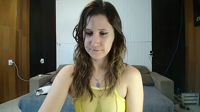 Khalee si online show from 10/19/25, 10:10