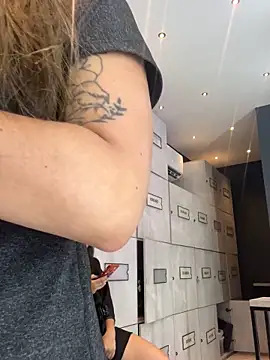 Snapshot of ambarsorachi chatting on 09/19/25, 07:47 ambarsorachi online show from 09/19/25, 07:47