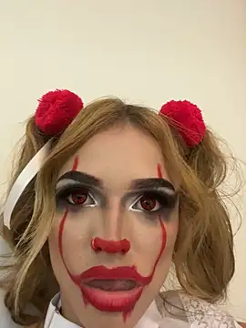 Snapshot of ambarsorachi chatting on 10/17/25, 09:39 ambarsorachi online show from 10/17/25, 09:39