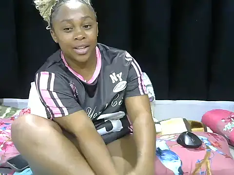 Pearl 00 online show from 04/21/26, 02:51