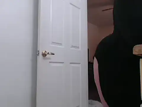 AlyssiaAmoreXO online show from 02/15/25, 06:12