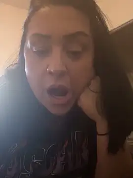 AlyssiaAmoreXO online show from 10/11/25, 11:58