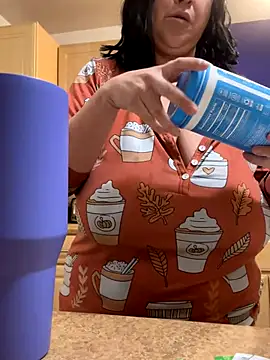 AlyssiaAmoreXO online show from 10/30/25, 02:40