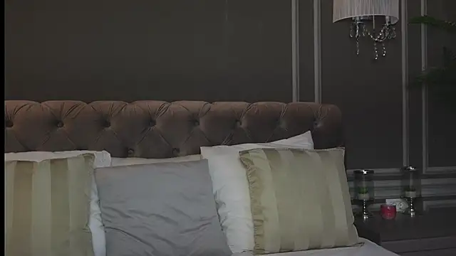 AnnieStylesx online show from 10/15/25, 03:17