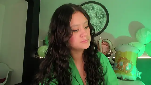 Snapshot of angel_witch chatting on 12/28/24, 08:36 angel witch online show from 12/28/24, 08:36