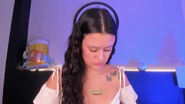 Snapshot of angel_witch chatting on 01/24/25, 08:00 angel witch online show from 01/24/25, 08:00